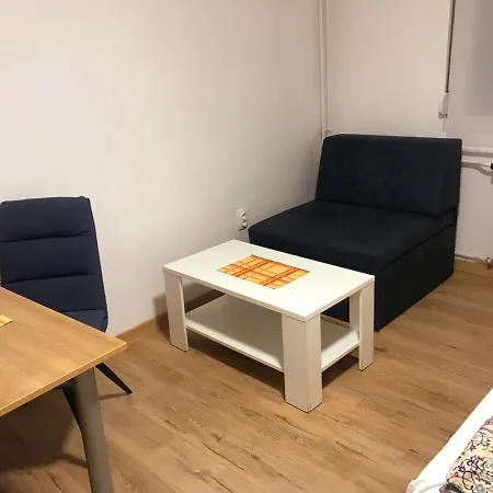 Lux Banovo Brdo * Belgrad